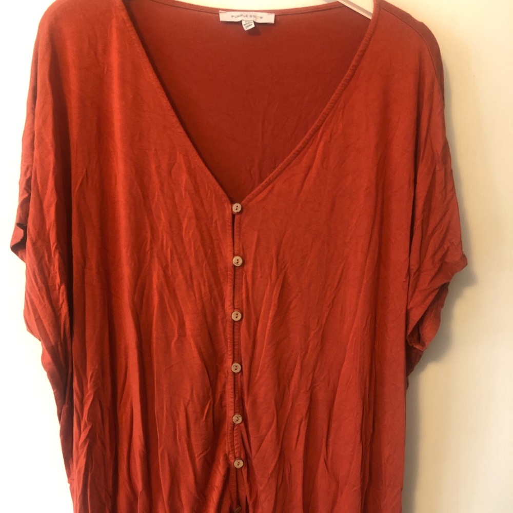 Women’s Purple Snow orange shirt. Size 2X. Used in good condition.